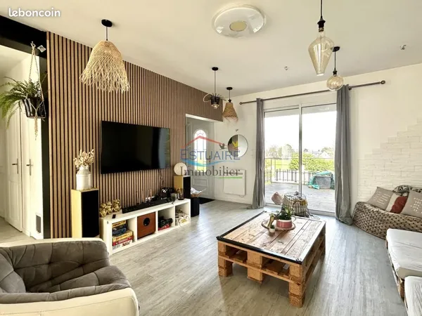 Maison 9 pièces 220 m²