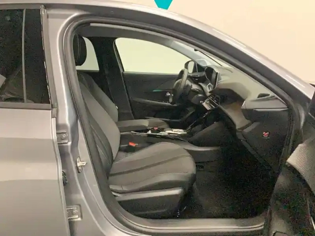 Peugeot 208 electrique 50 kwh 136ch — photo 21
