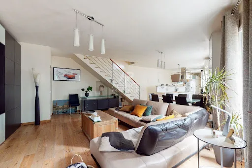 Maison 7 pièces 298 m²