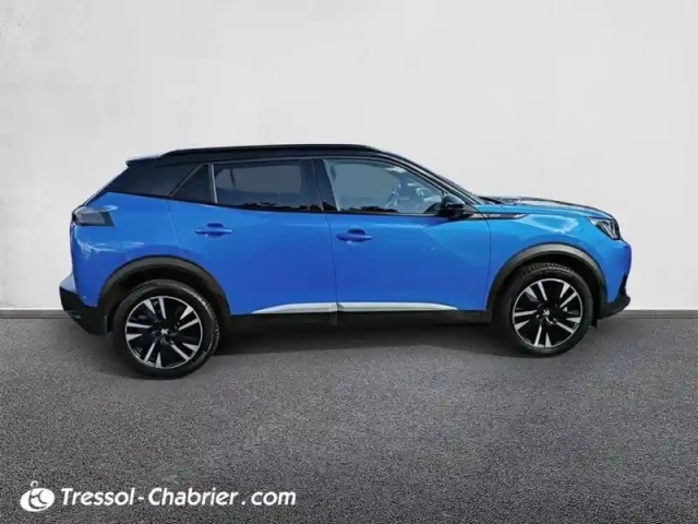 Peugeot 2008 puretech 155 s&amp;s eat8 gt — photo 12