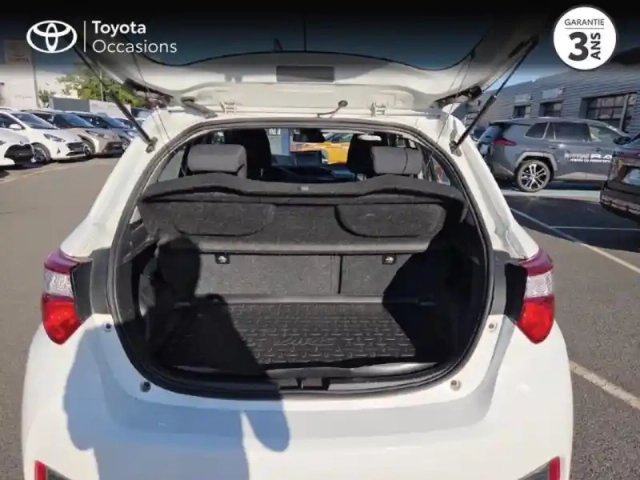 Toyota Yaris 110 vvt-i ultimate cvt 5p — photo 10