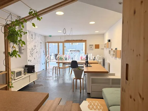 Local commercial 1 pièce 45 m²