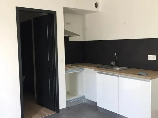 TOURNAN-EN-BRIE - Appartement 2 pièces, Proche CARREFOUR MARKET