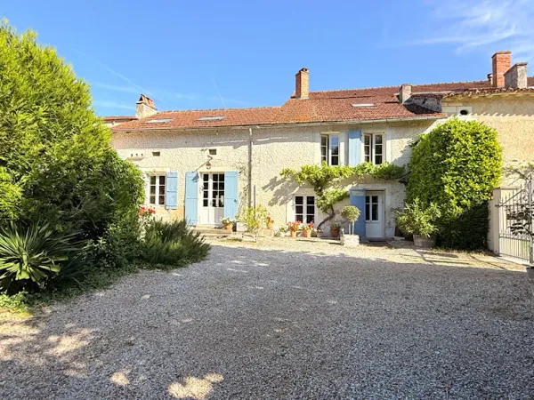 Maison 9 pièces 264 m²