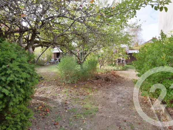 Terrain 425 m²