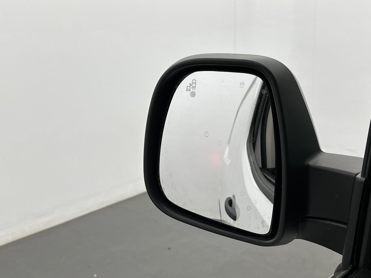 Citroën Berlingo van m diesel 100 ch manuelle — photo 16