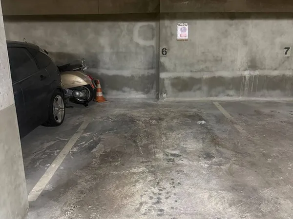 Parking 10 m²