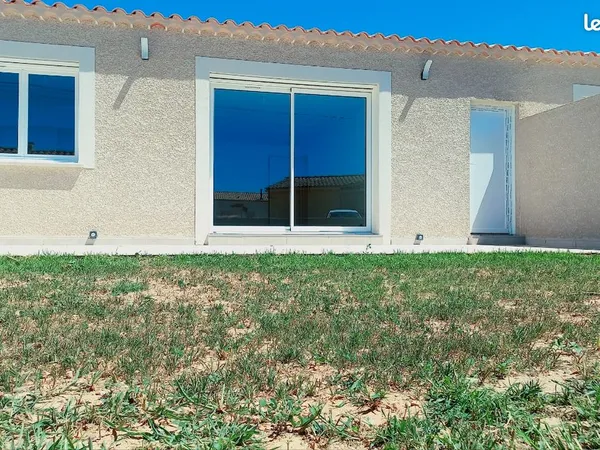 Maison de 2022 3 chambres avec ardin sans garage