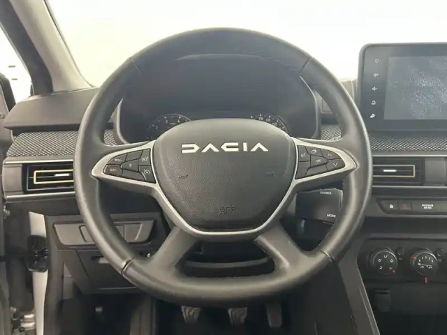 Dacia Sandero eco-g 100 — photo 33