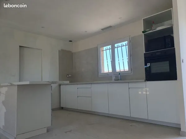 Vend, auterive villa F5