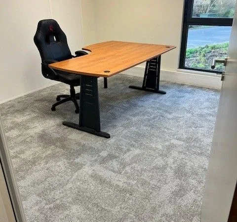 Bureau 13 m2 avec chauffage/rafraichissement - Loyer toutes charges incluses