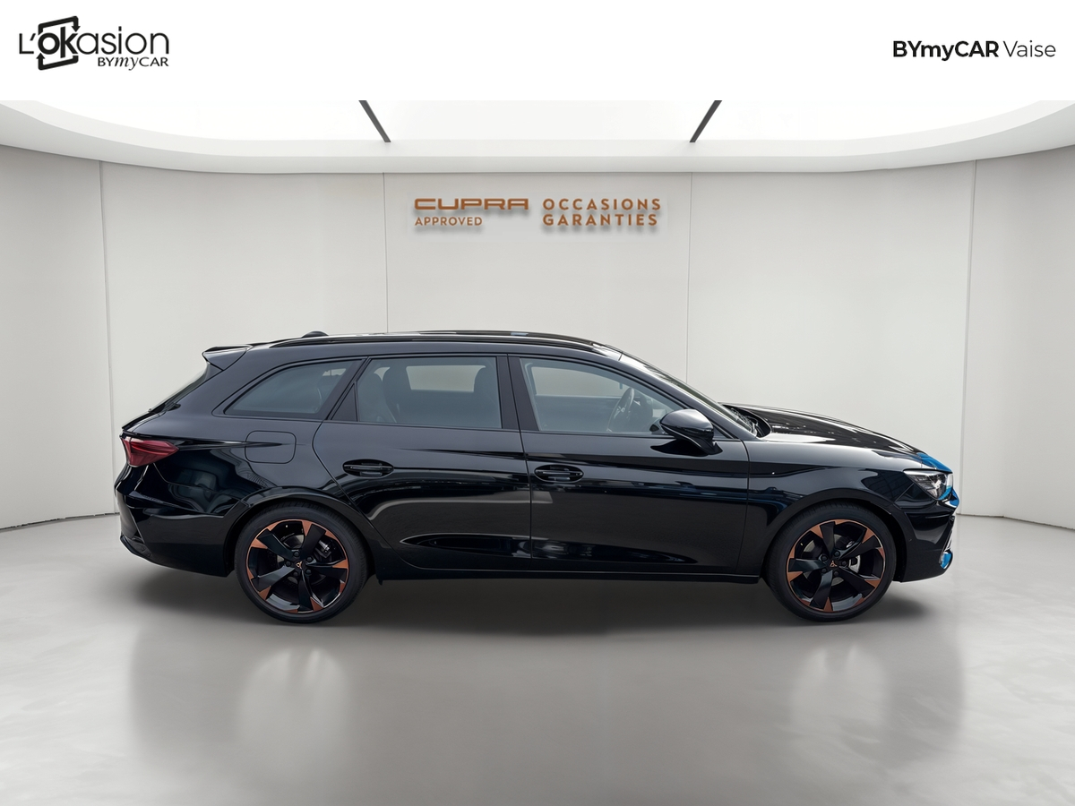 Cupra Leon Sportstourer 1.5 eTSI Hybrid 150 ch DSG7 — photo 6