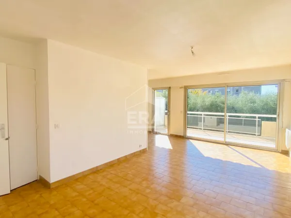 Appartement Le Cannet 3 pièce(s) 71 m2