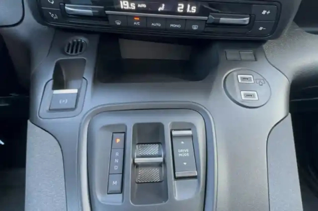 Peugeot Rifter m bluehdi 130 s&amp;s eat8 5pl — photo 22