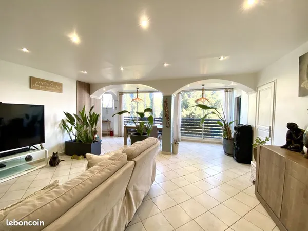 Appartement 4 pièces 98 m²