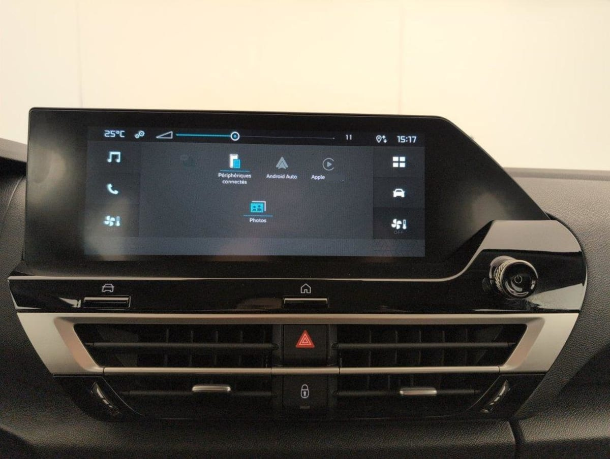 Citroën C4 — photo 17