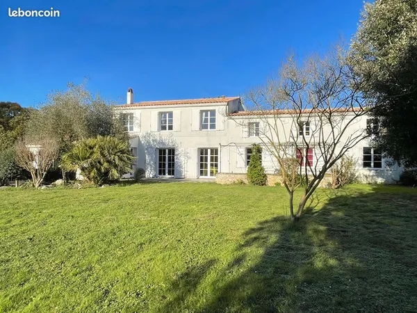 Propriété 6 pièces 227 m²