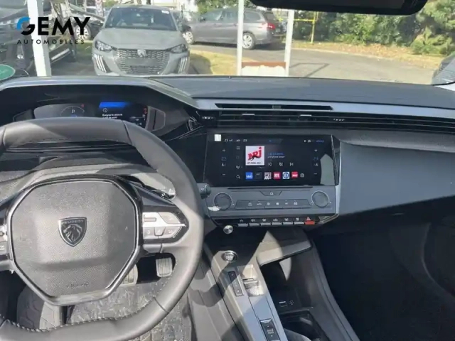 Peugeot 308 plug-in hybrid 195 ch e-dcs7 — photo 8