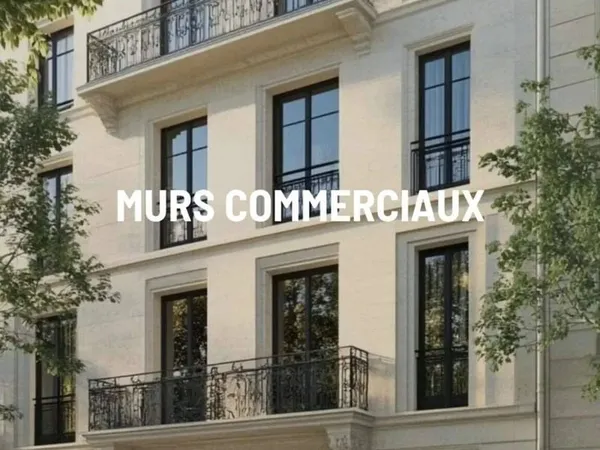 Local commercial 141 m²
