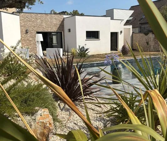 Maison 8 pièces 300 m²
