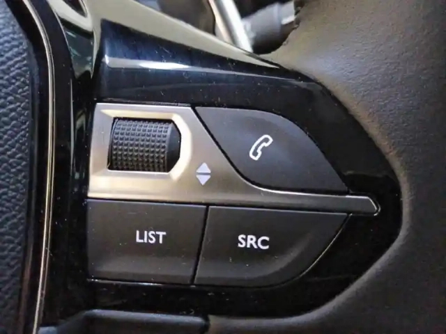 Peugeot 208 hybrid 100 e-dcs6 — photo 59