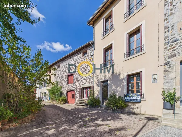 Propriété 7 pièces 107 m²
