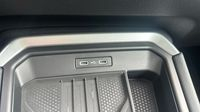 Volkswagen T-Roc 1.5 eTSI 150ch Style DSG7 — photo 30