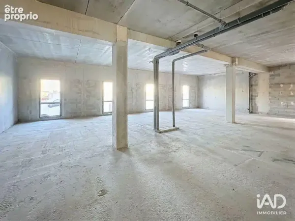 Commerce 199 m²