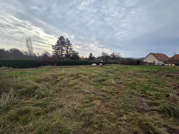 Terrain 1734 m²