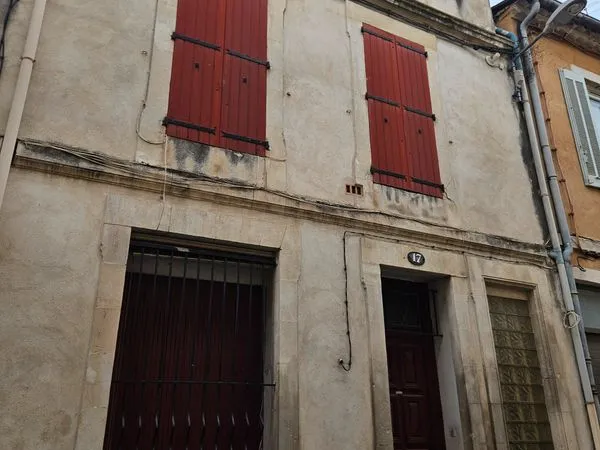 Maison de ville à rénover - 90 m² - 3/4 chambres - Terrasse