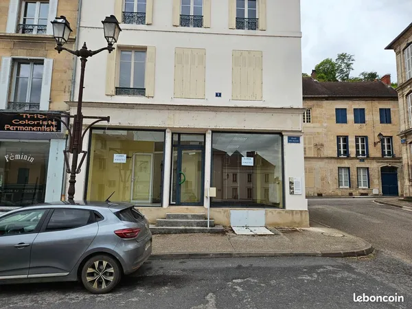 À louer - Local professionnel idéal pour activité de bureau / libérale