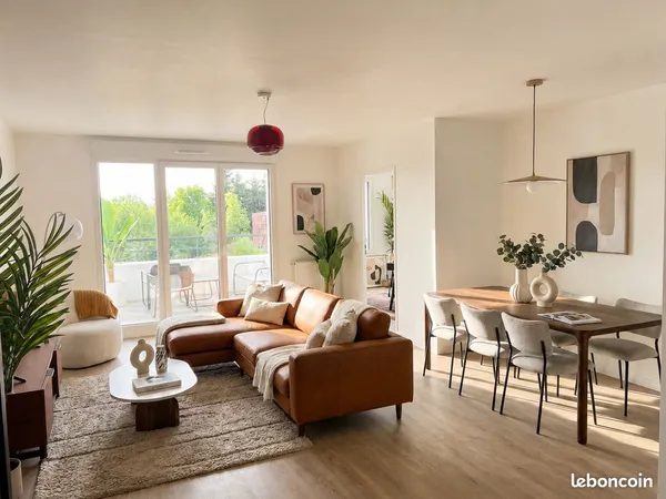 Appartement 4 pièces de 80.09m² avec loggia de 8 m² - Cadre de vie idéal à Thiais (94)