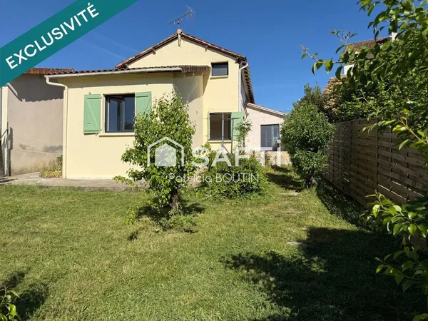 PAVILLON 4 CHAMBRES AVEC JARDIN ET GARAGE A NIORT !