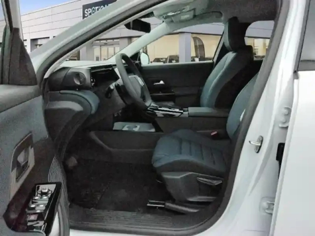 Citroën C5 Aircross electrique 210ch 78kwh autonomie confort plus — photo 11