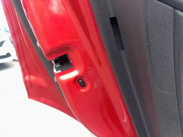 Renault Megane e-tech ev40 130ch standard charge — photo 21