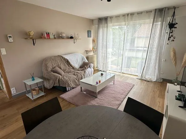 Maison meublée 3 chambres avec jardin et garage - Biard