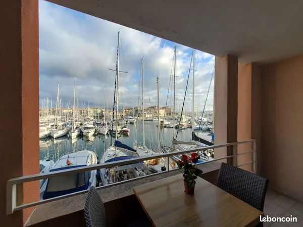 Studio 1 pièce 30 m²