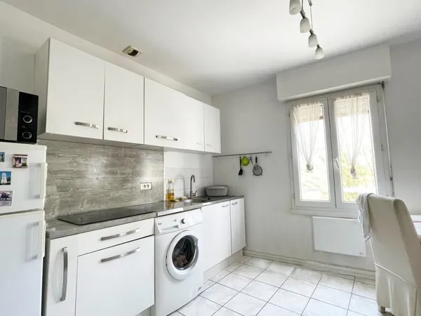 À 8 minutes du centre de Nantes - Appartement T3 avec vue sur Loire (6 960 € de rapport/an)