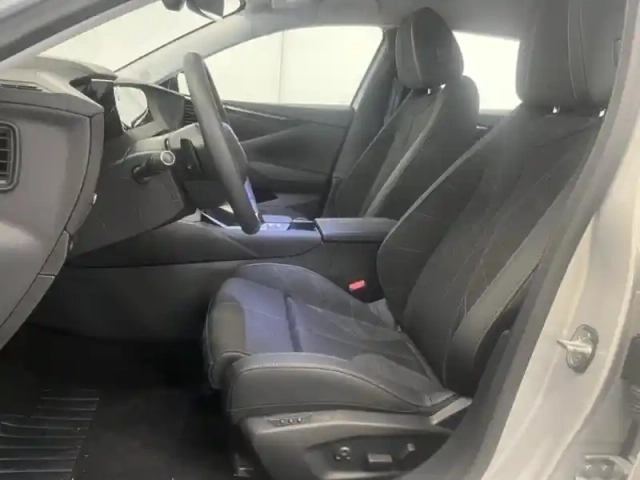 Ds Ds 4 plug-in hybrid 225ch ligne d or — photo 10