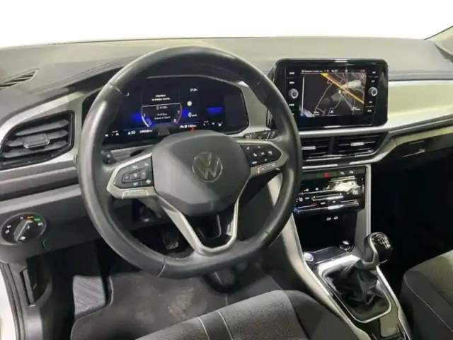 Volkswagen T-Roc 1.0 tsi 110 start/stop bvm6 life plus — photo 9