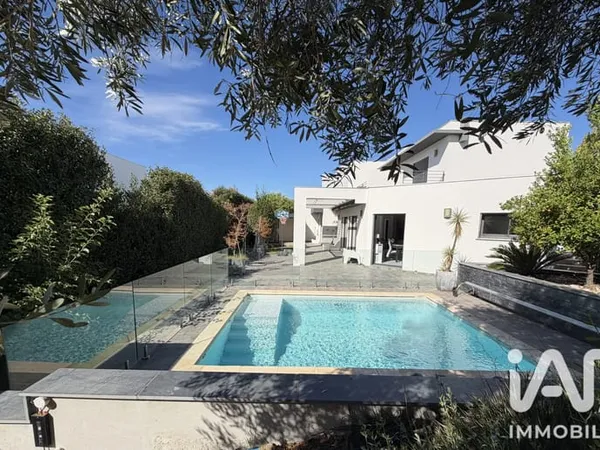 Maison 6 pièces 190 m²