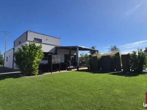 Maison 6 pièces 164 m²