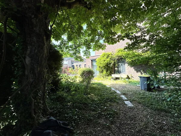 Terrain 195 m²