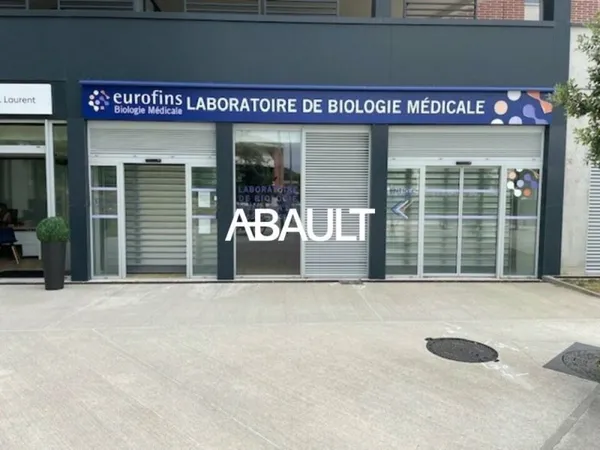 LOCAL COMMERCIAL à LOUER