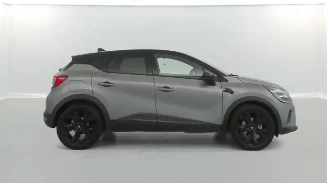 Renault Captur e-tech 145 — photo 15