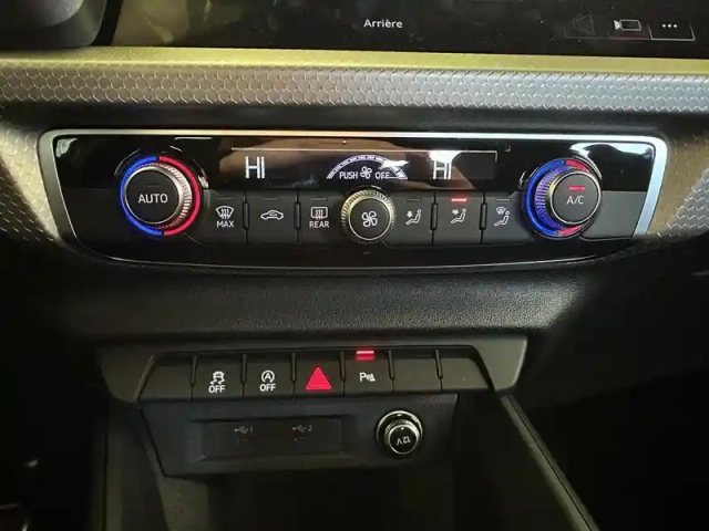 Audi A1 sportback 30 tfsi 116 ch s tronic 7 — photo 12