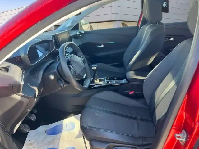 Peugeot 208 puretech 100 s&amp;s bvm6 — photo 11