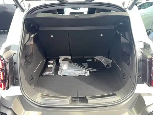 Renault 4 renault  e-tech electrique 150 ch autonomie confort — photo 18