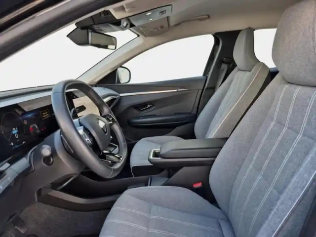 Renault Megane e-tech electric ev60 130ch evolution er optimum charge — photo 12