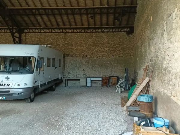 Emplacement camping car caravane